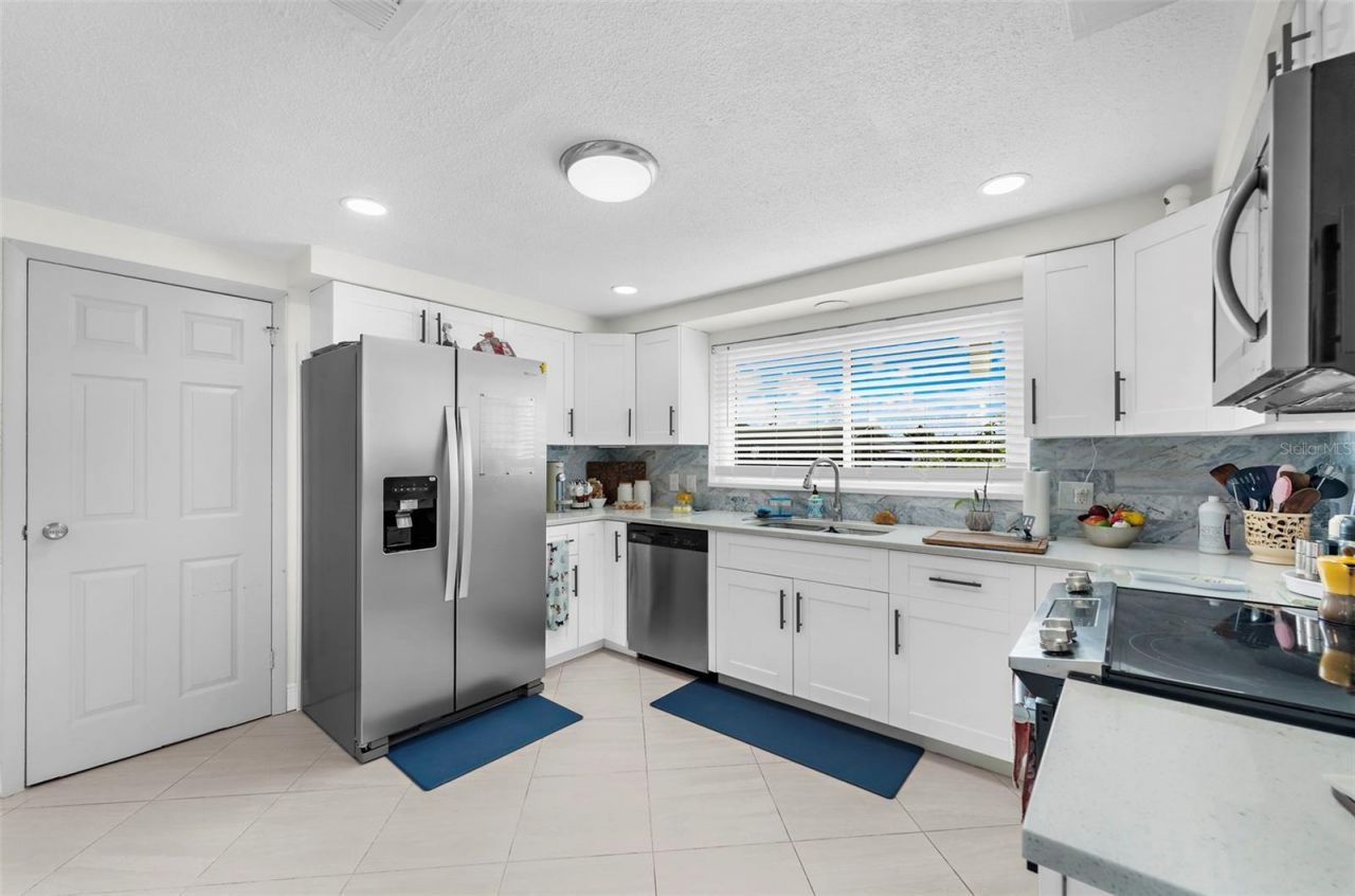 4428 W 56th Street, Bradenton, FL 34210 Photo