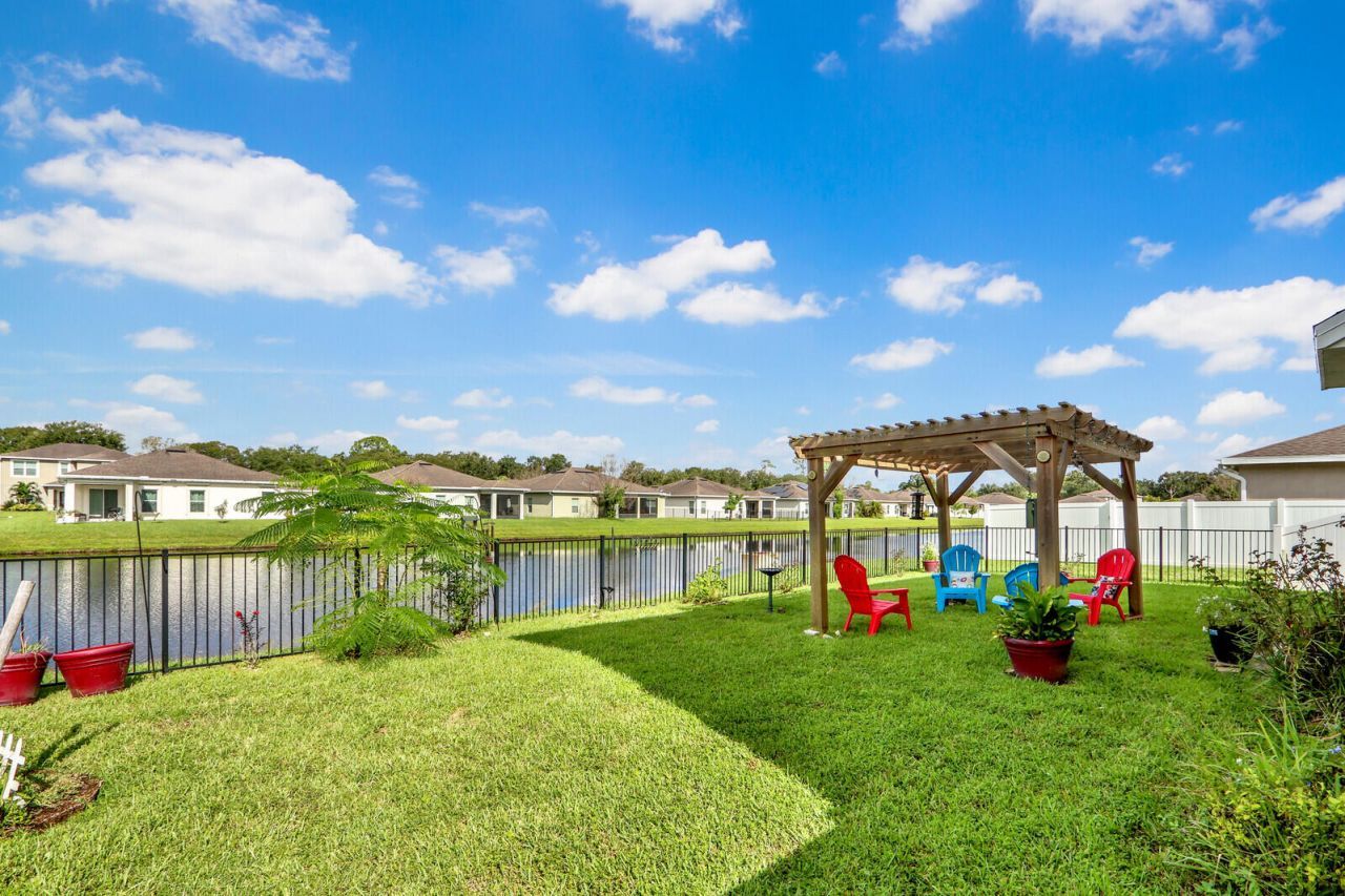 5255 Oakland Lake Circle, Fort Pierce, FL 34951 Photo