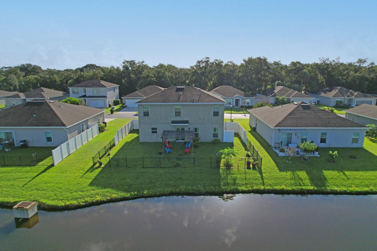 5255 Oakland Lake Circle, Fort Pierce, FL 34951 Photo