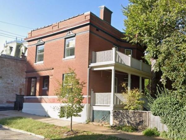 1109 Lami Street , St Louis, MO 63104