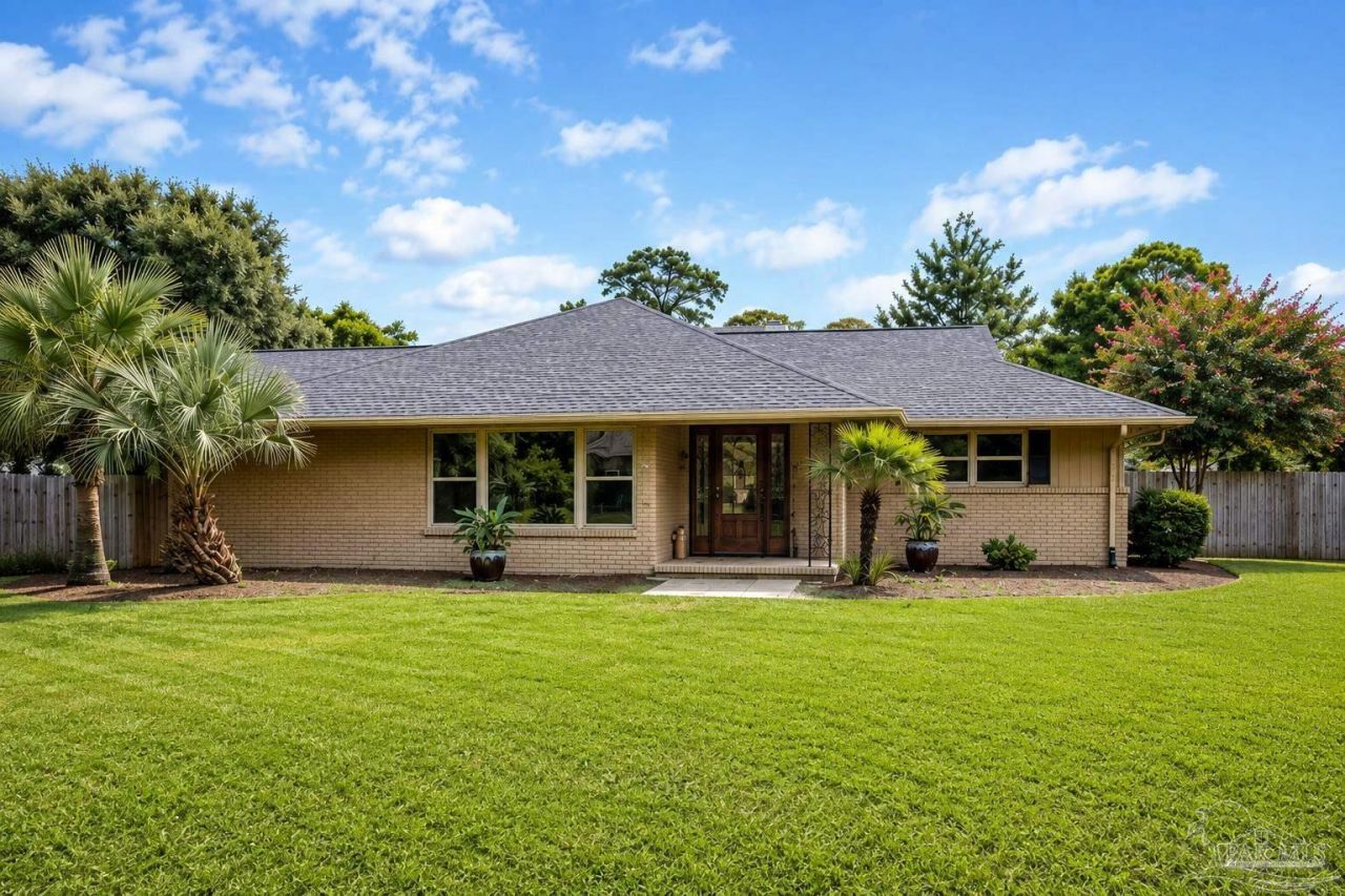 3802 N 12th Ave, Pensacola, FL 32503 Main Photo