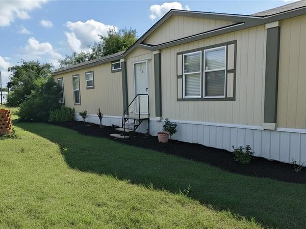 237 High Bluff Drive, Bridgeport, TX 76426
