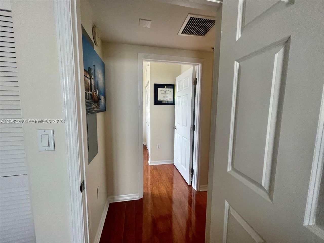 900 SW 8th St , Unit 808, Miami, FL 33130 Photo