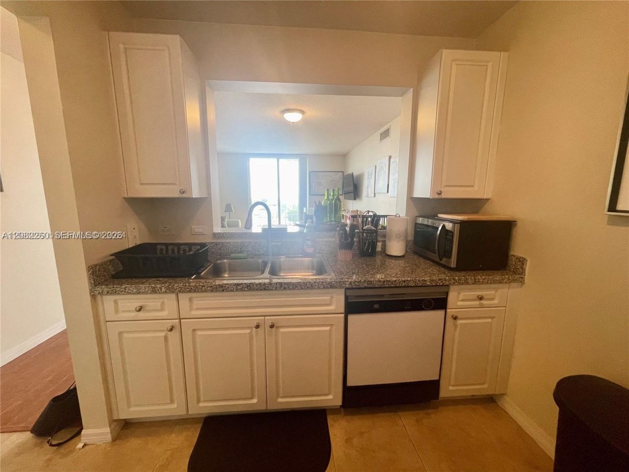 900 SW 8th St , Unit 808, Miami, FL 33130 Photo