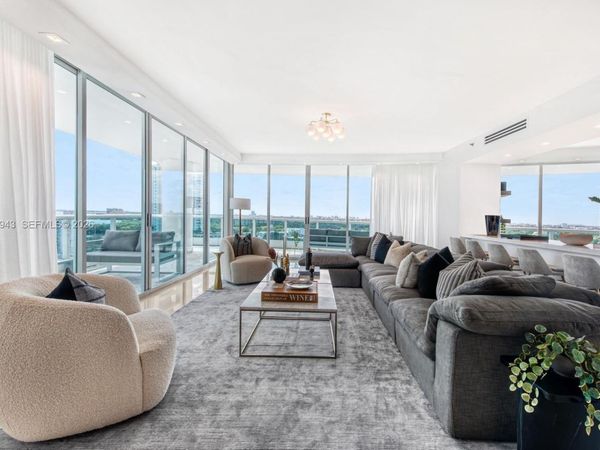 2127 Brickell Ave , Unit 1605, Miami, FL 33129