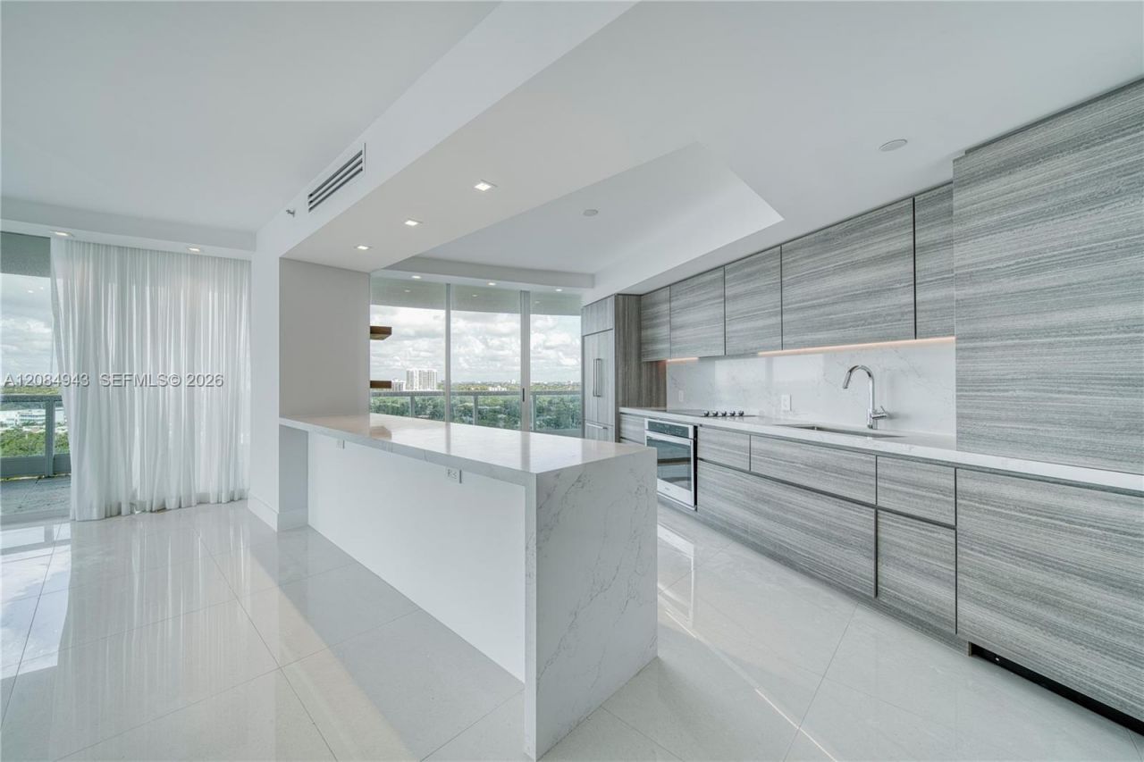 2127 Brickell Ave, Unit 1605, Miami, FL 33129 Photo