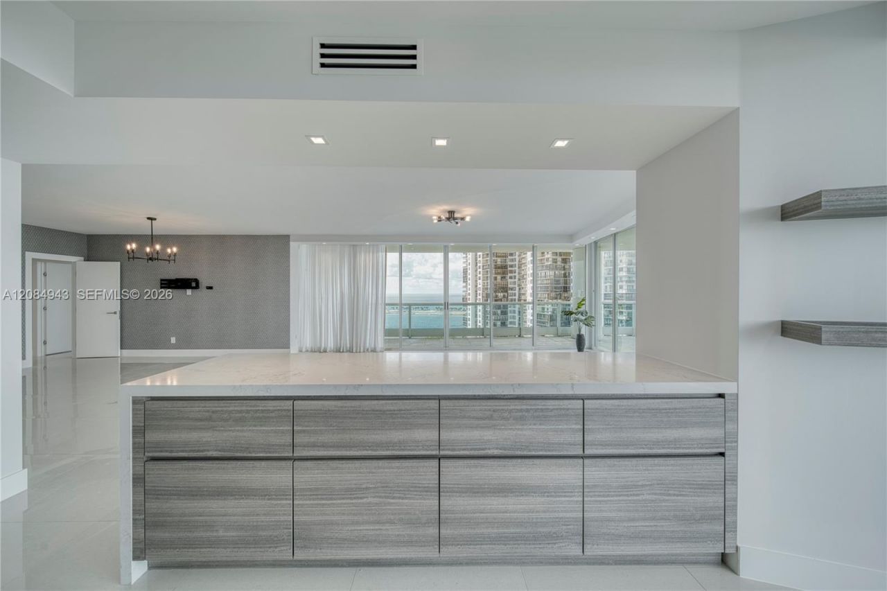 2127 Brickell Ave, Unit 1605, Miami, FL 33129 Photo
