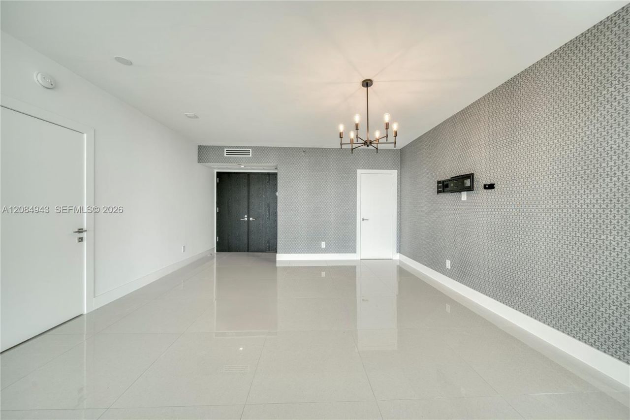 2127 Brickell Ave, Unit 1605, Miami, FL 33129 Photo