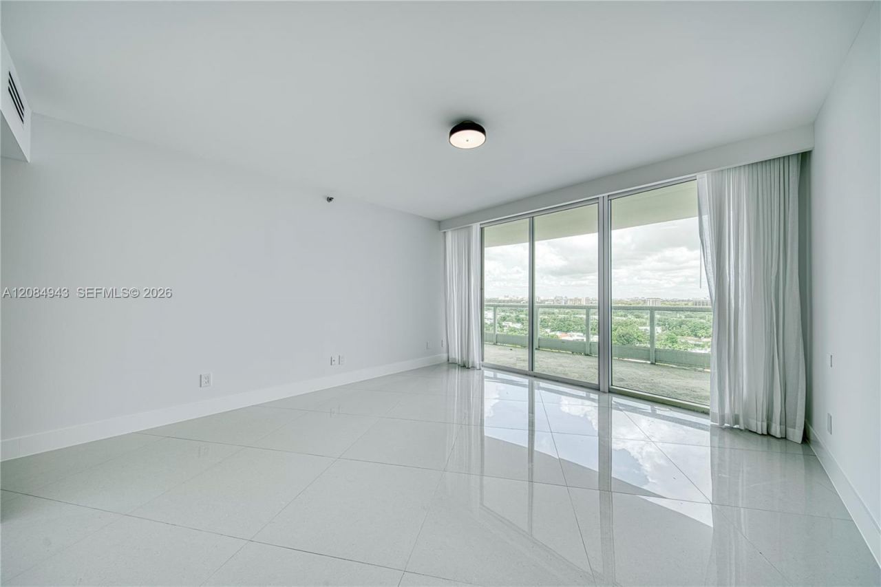 2127 Brickell Ave, Unit 1605, Miami, FL 33129 Photo