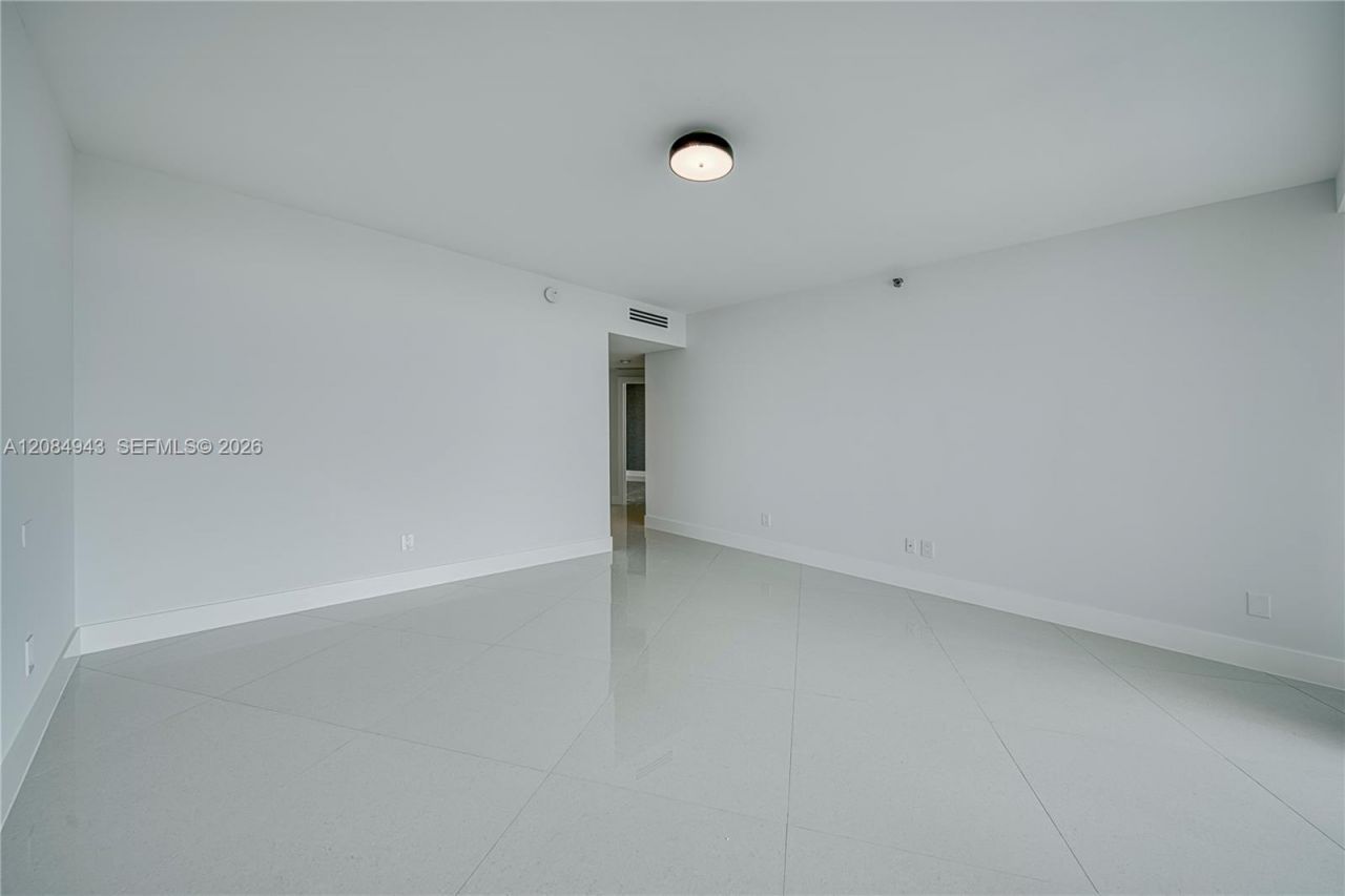 2127 Brickell Ave, Unit 1605, Miami, FL 33129 Photo