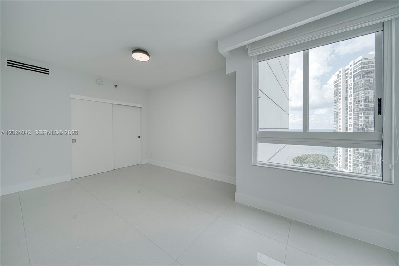 2127 Brickell Ave, Unit 1605, Miami, FL 33129 Photo