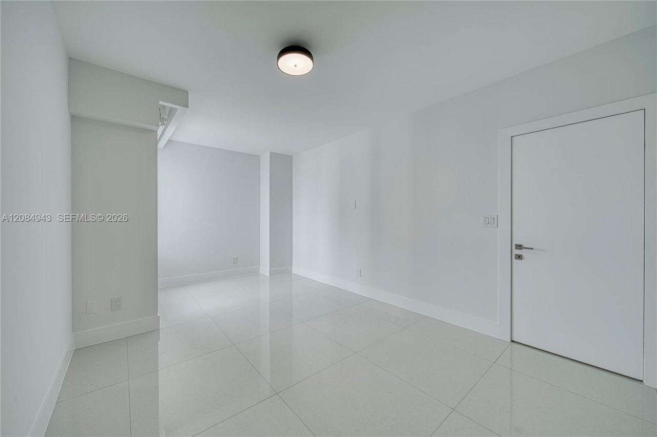 2127 Brickell Ave, Unit 1605, Miami, FL 33129 Photo