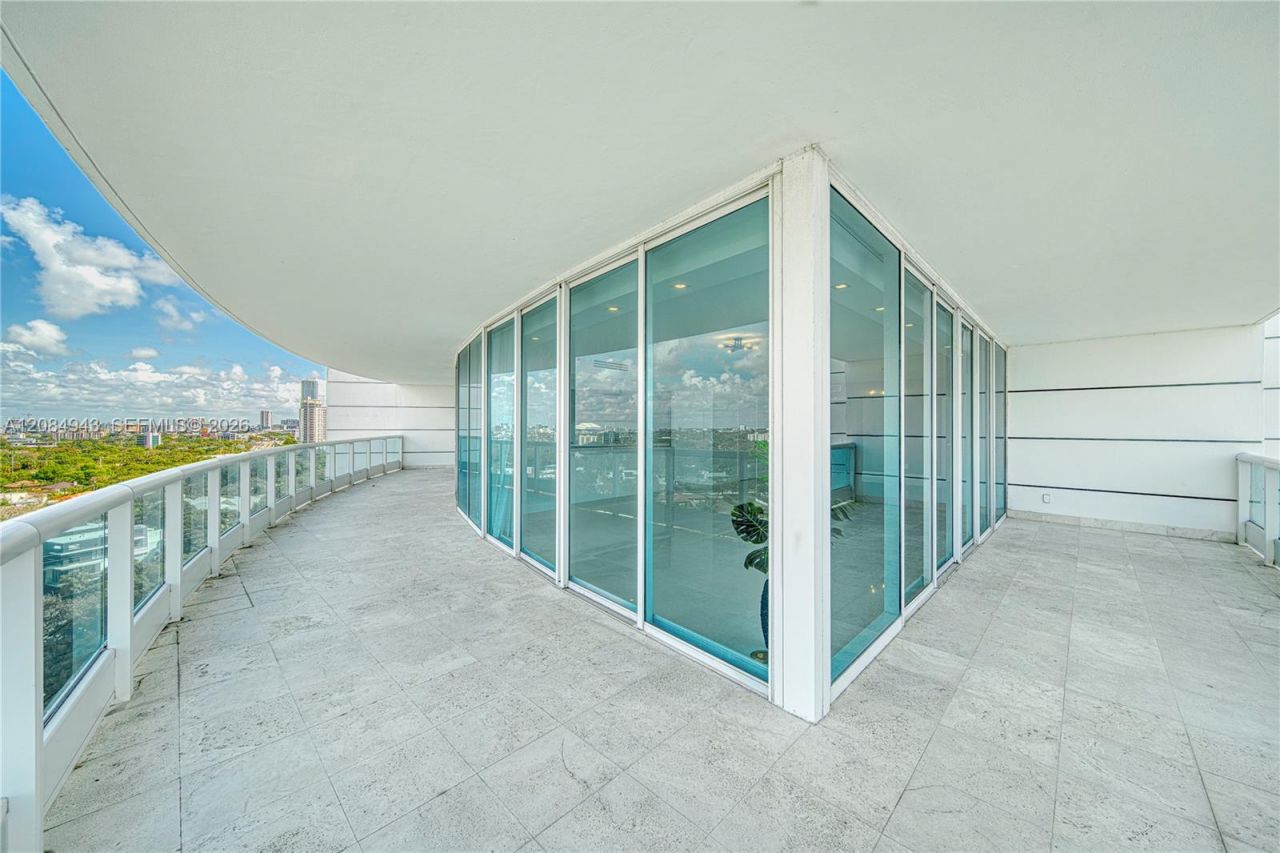 2127 Brickell Ave, Unit 1605, Miami, FL 33129 Photo