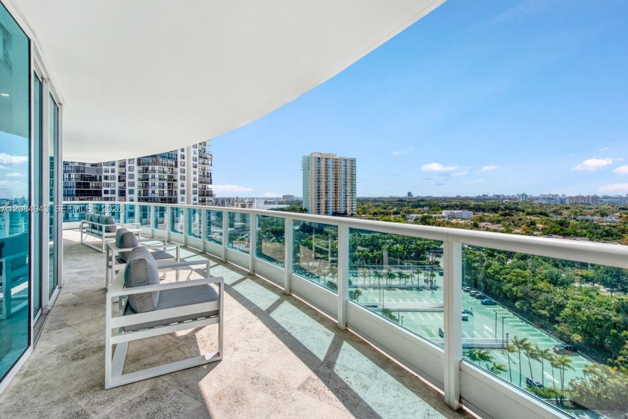 2127 Brickell Ave, Unit 1605, Miami, FL 33129 Photo
