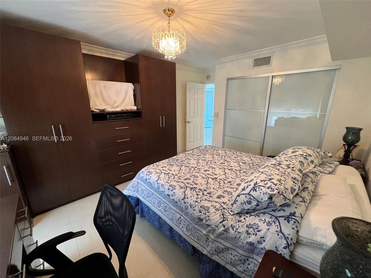 3530 Mystic Pointe Dr , Unit 1215, Aventura, FL 33180 Photo