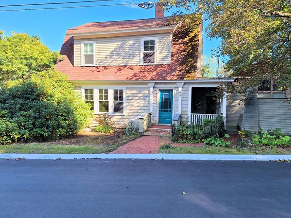 178 Davis Avenue, Auburn, ME 04210