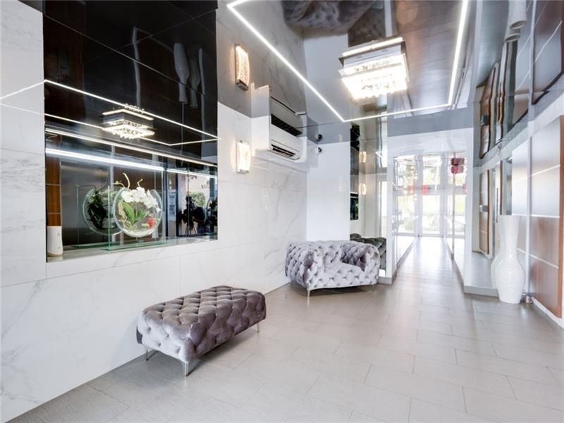 121 Golden Isles Drive, Unit 806, Hallandale Beach, FL 33009 Photo