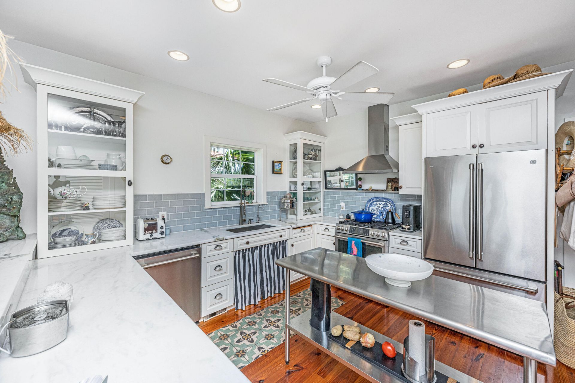 3744 Docksite Road Photo 16