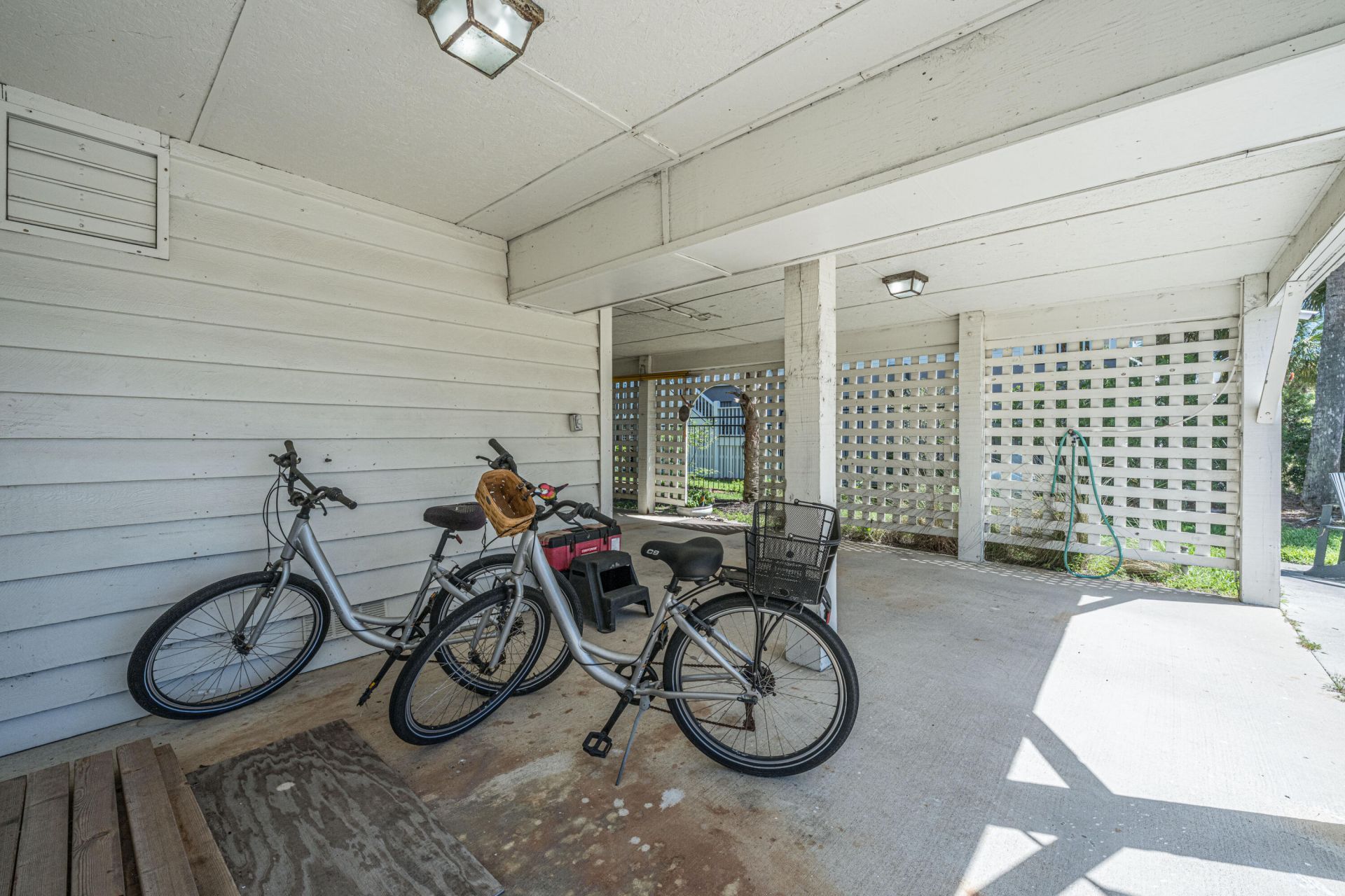 3744 Docksite Road Photo 34