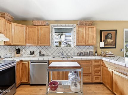 4090 W 7th Street, Reno, NV 89503 Photo