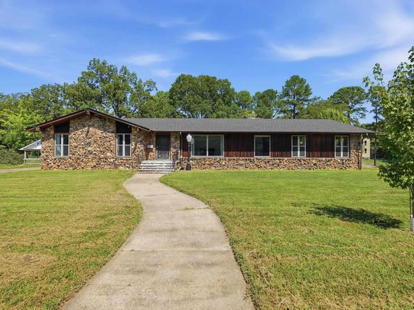 1826 Caldwell Street, Conway, AR 72034