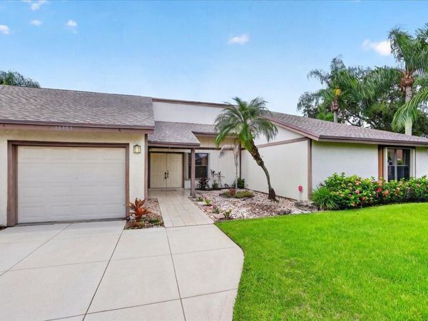 13355 TOUCHSTONE Place, Palm Beach Gardens, FL 33418