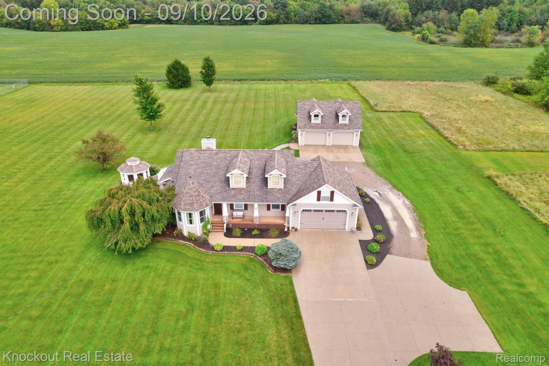 8333 Caine Road, Millington Village, Mi 48746 Main Photo