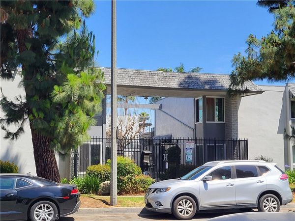 5500 Ackerfield, Long Beach, CA 90805