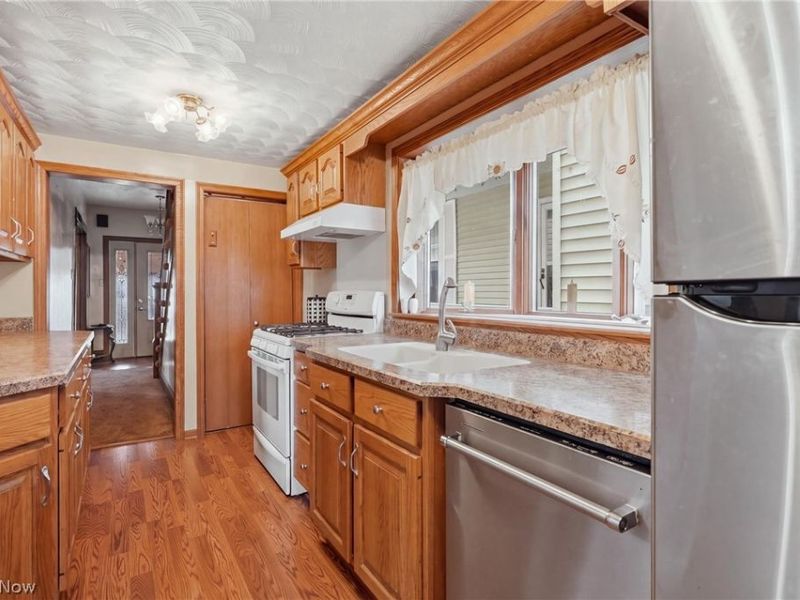 608 Delaware Street, Martins Ferry, OH 43935 Photo 18