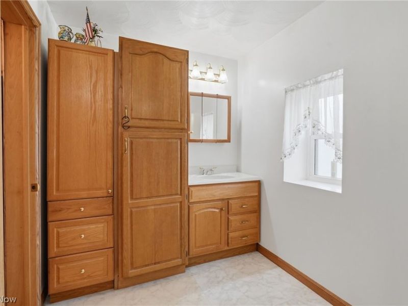 608 Delaware Street, Martins Ferry, OH 43935 Photo 20