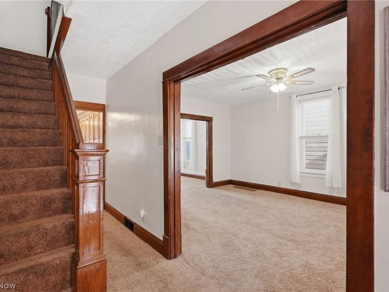 608 Delaware Street, Martins Ferry, OH 43935 Photo 9
