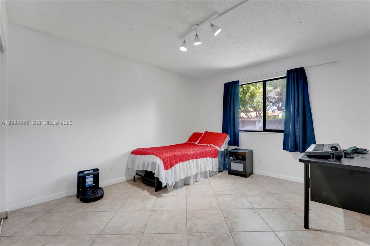 3541 NW 99th Ter, Unit 6A, Sunrise, FL 33351 Photo