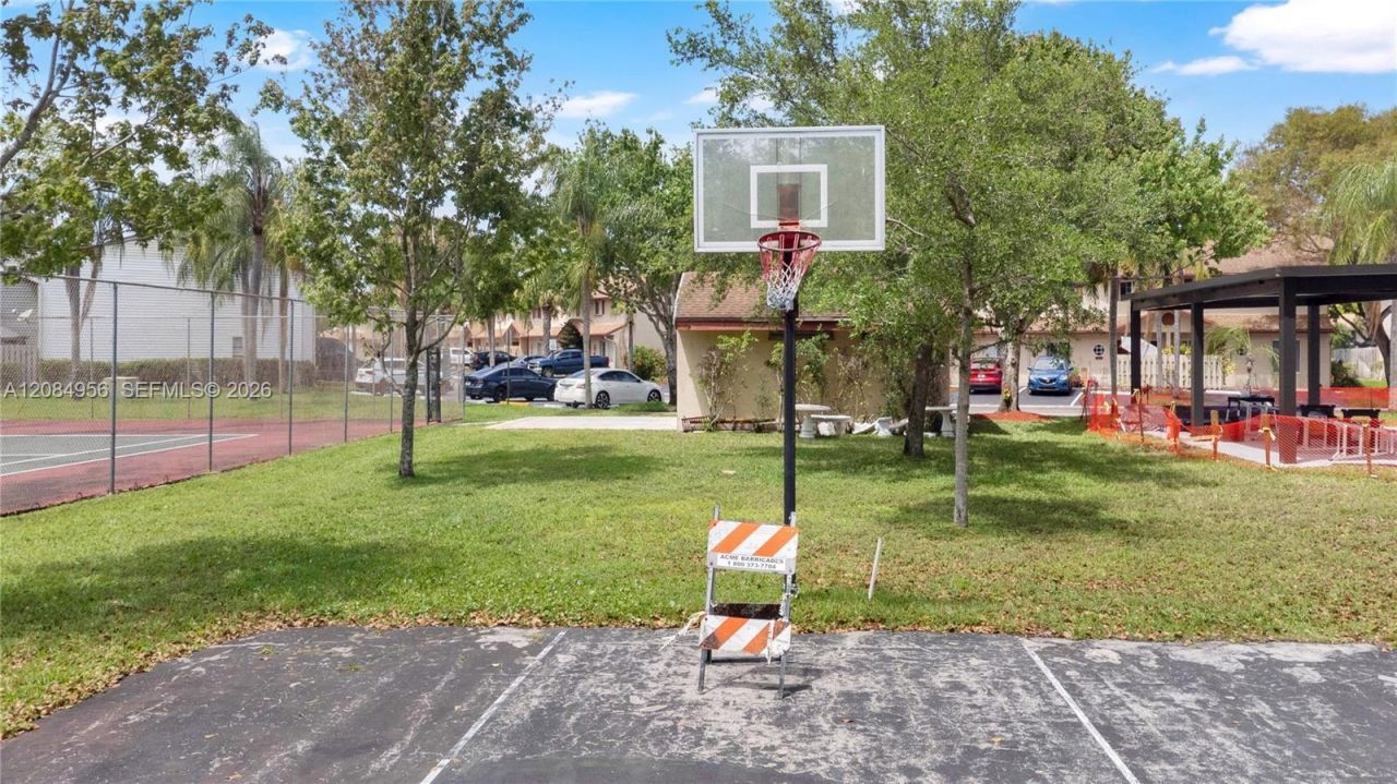 3541 NW 99th Ter, Unit 6A, Sunrise, FL 33351 Photo