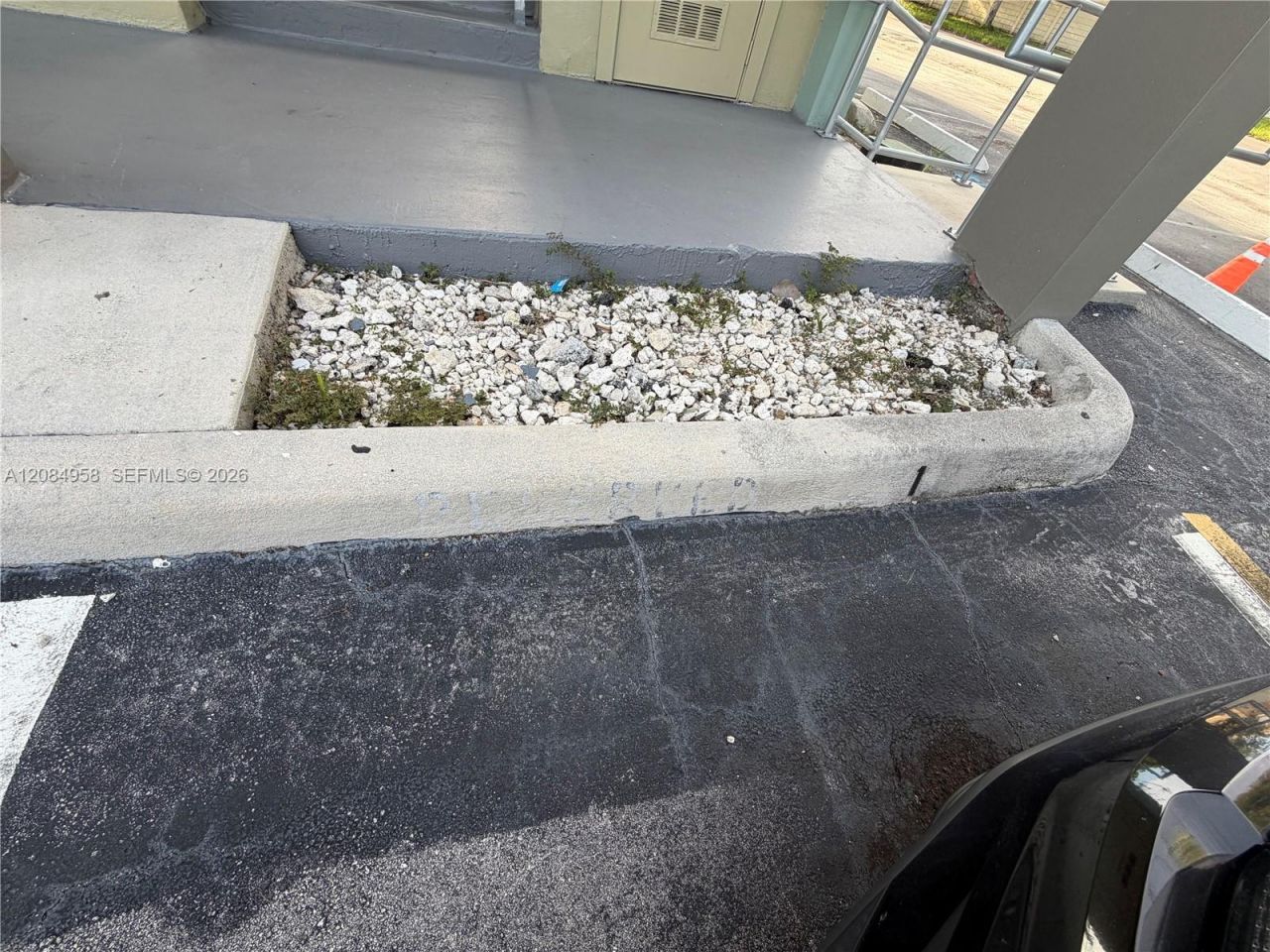 250 Layne Blvd, Unit 310, Hallandale Beach, FL 33009 Photo