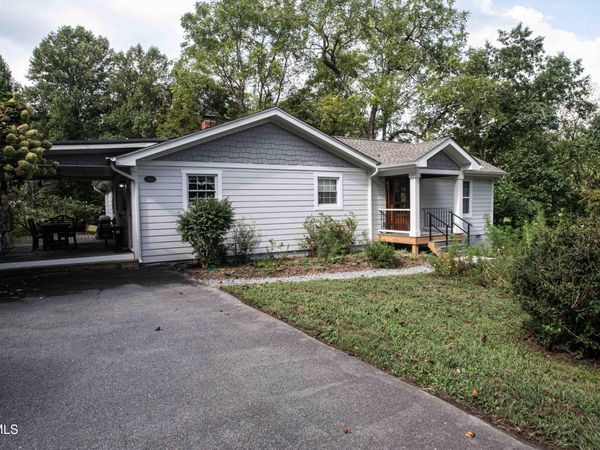 869 Cooks Valley Road, Kingsport, TN 37664