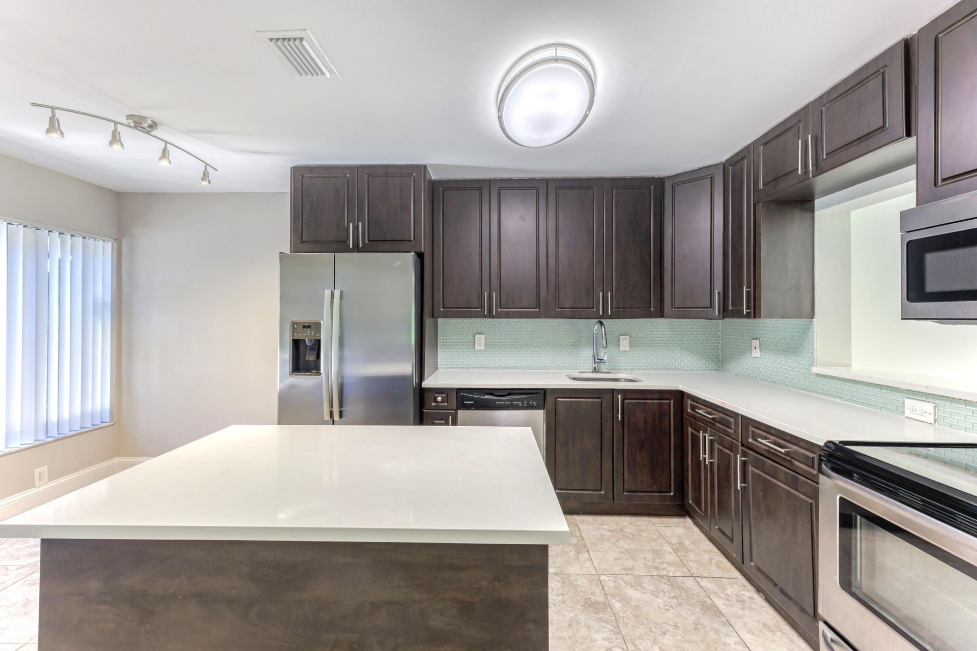 660 Coventry Street, Boca Raton, FL 33487 Photo