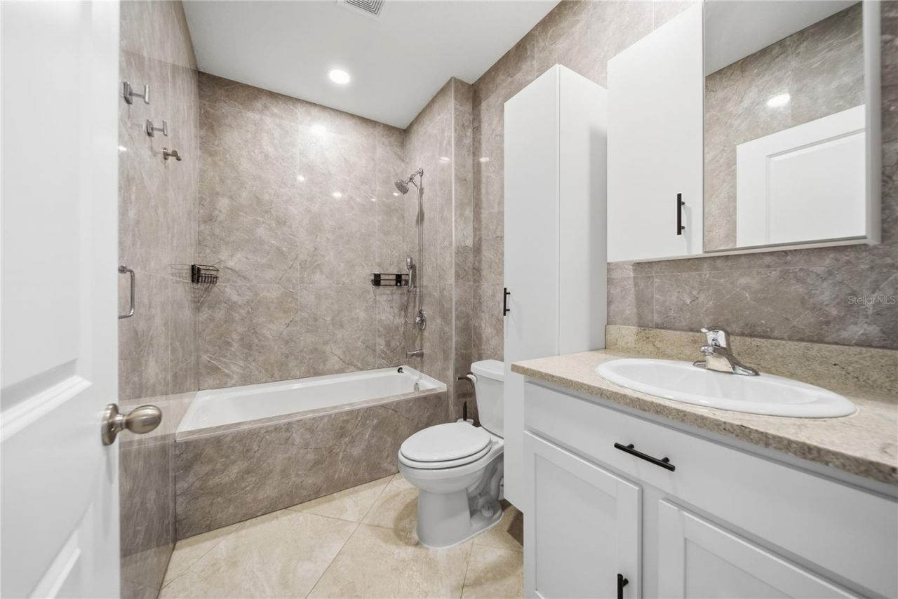 5120 Vecchio Court, Bradenton, FL 34211 Photo