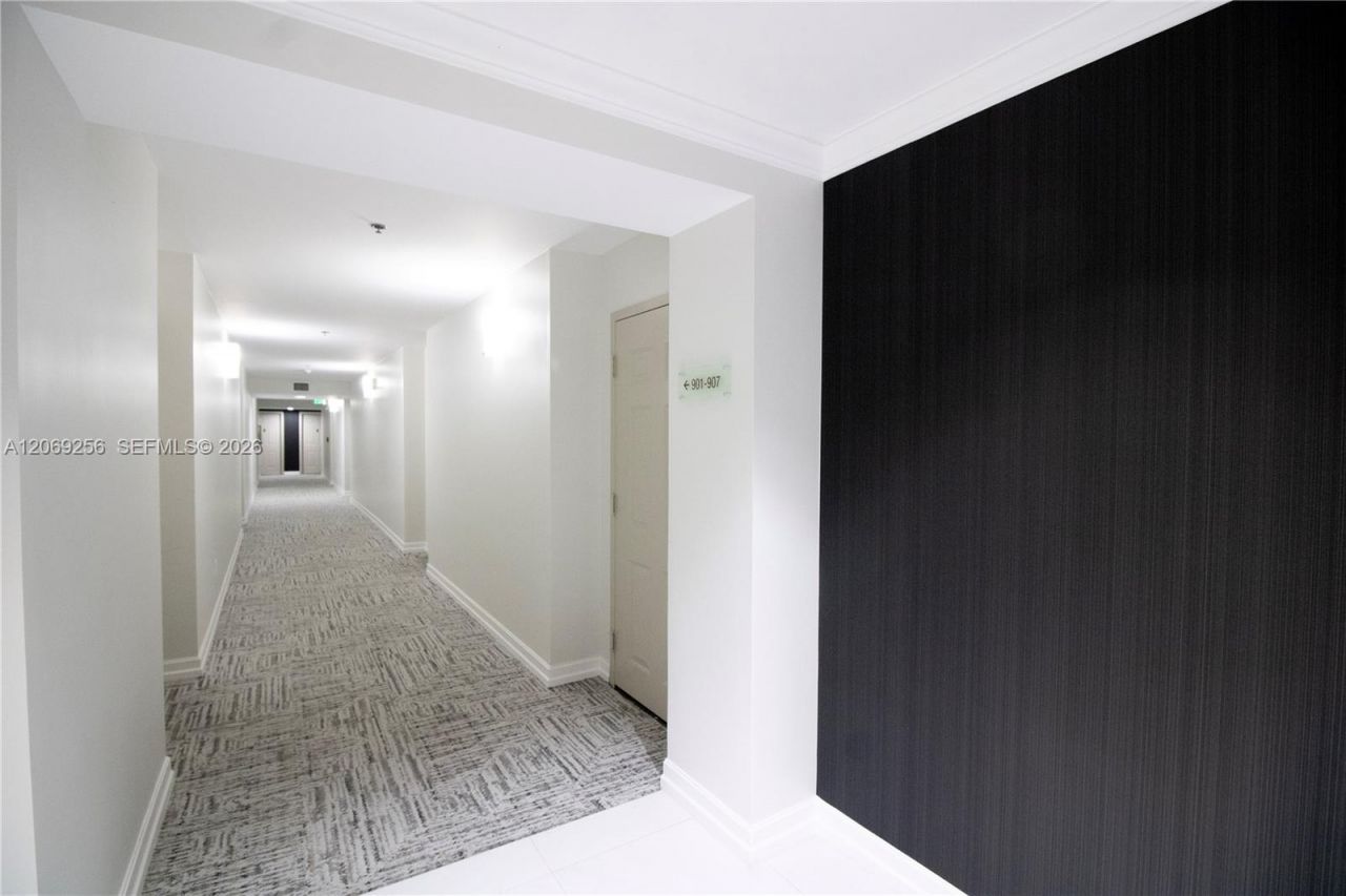 2665 SW 37th Ave , Unit 911, Miami, FL 33133 Photo