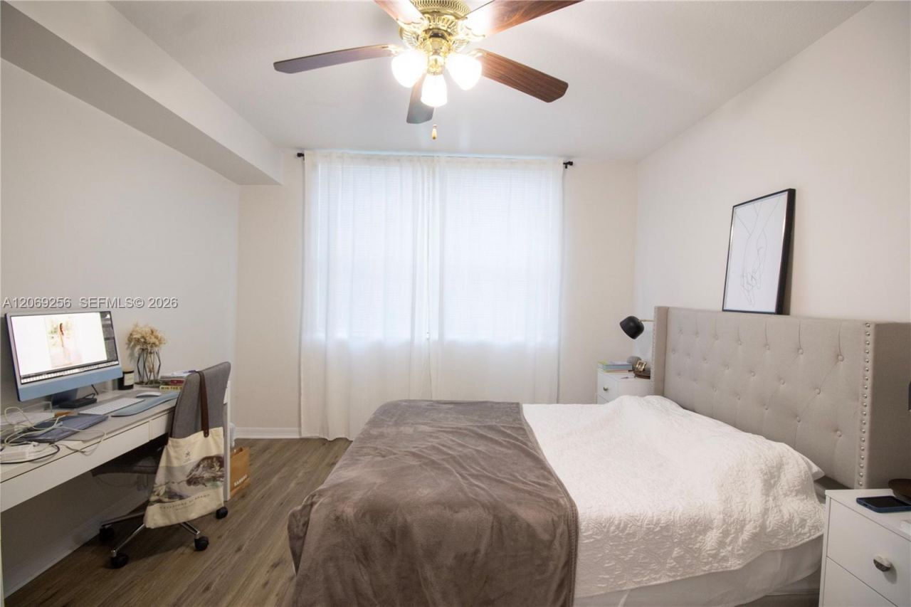 2665 SW 37th Ave , Unit 911, Miami, FL 33133 Photo