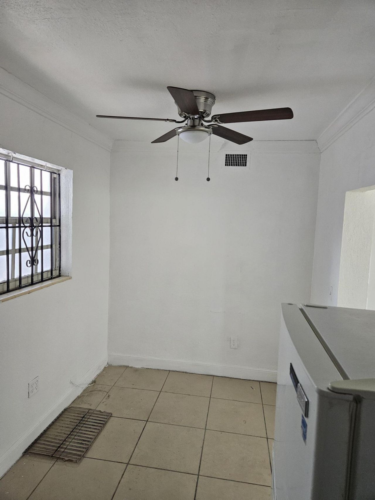 7041 NW 6th Avenue, Miami, FL 33150 Photo