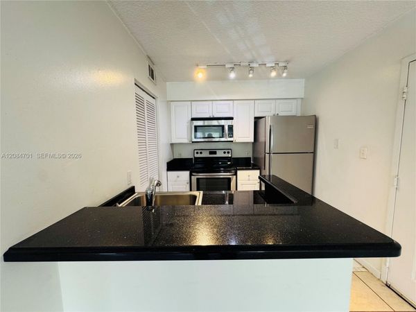 630 S Park Rd , Unit 29-3, Hollywood, FL 33021