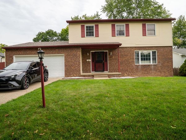 6272 Skywae Drive, Columbus, OH 43229