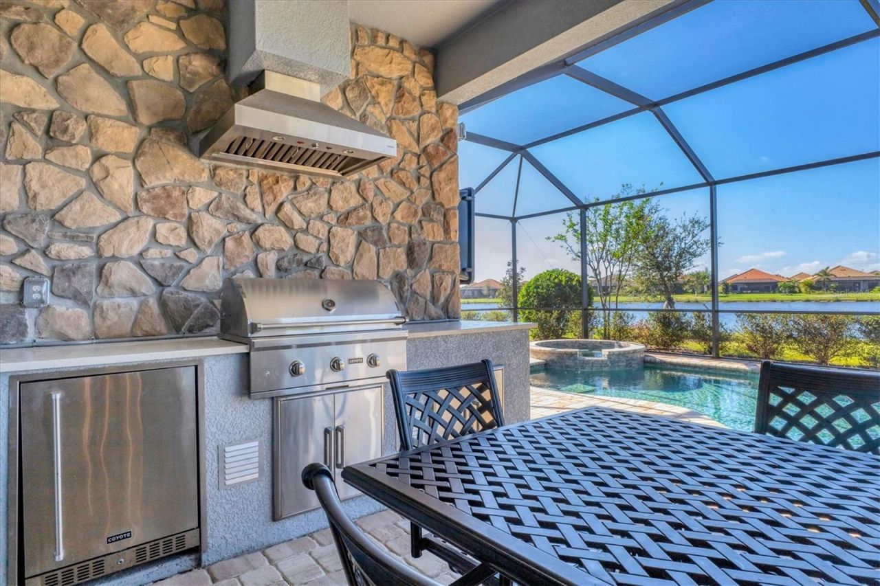 7028 Highgate Lane, Bradenton, FL 34202 Photo