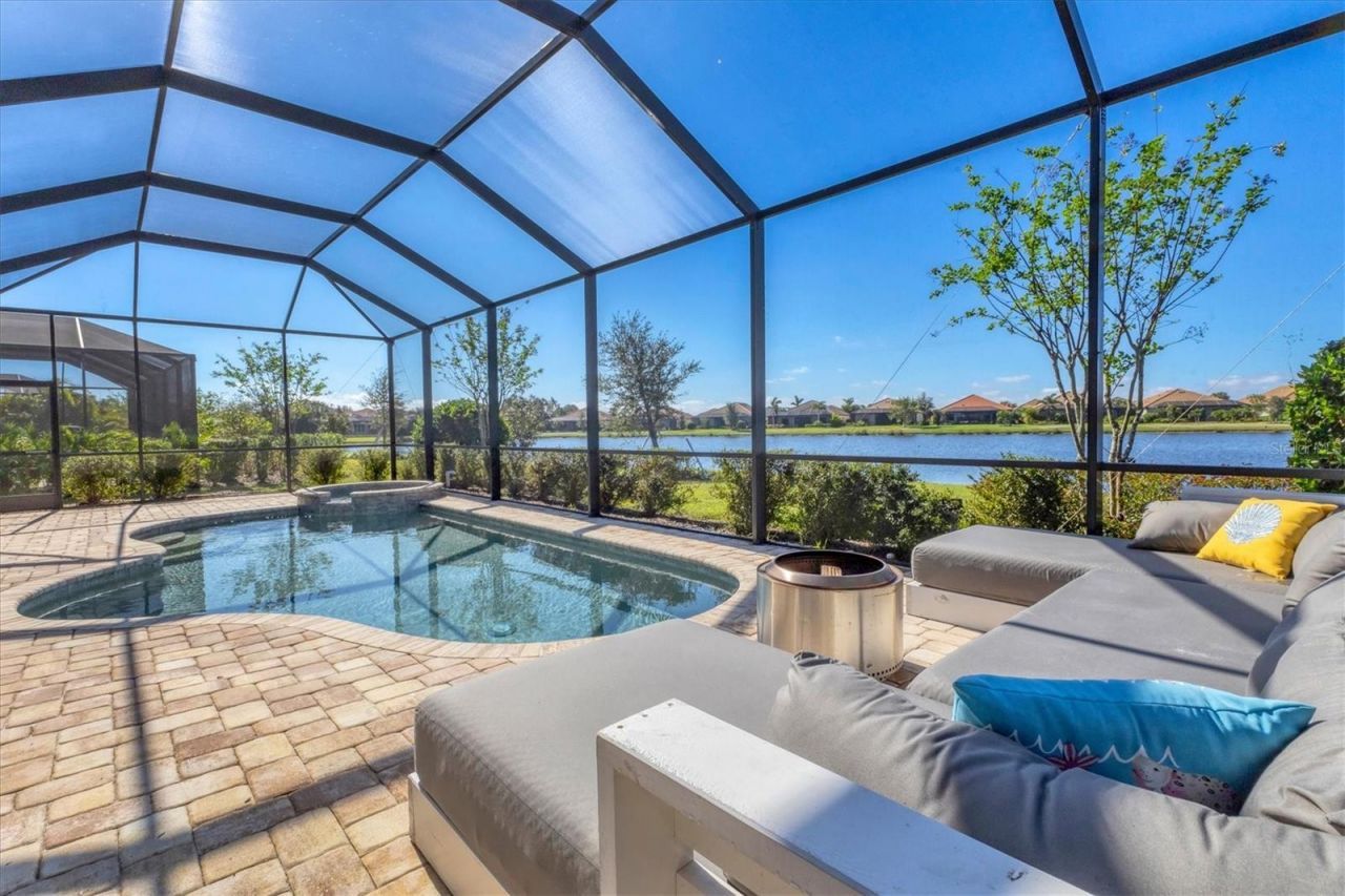 7028 Highgate Lane, Bradenton, FL 34202 Photo