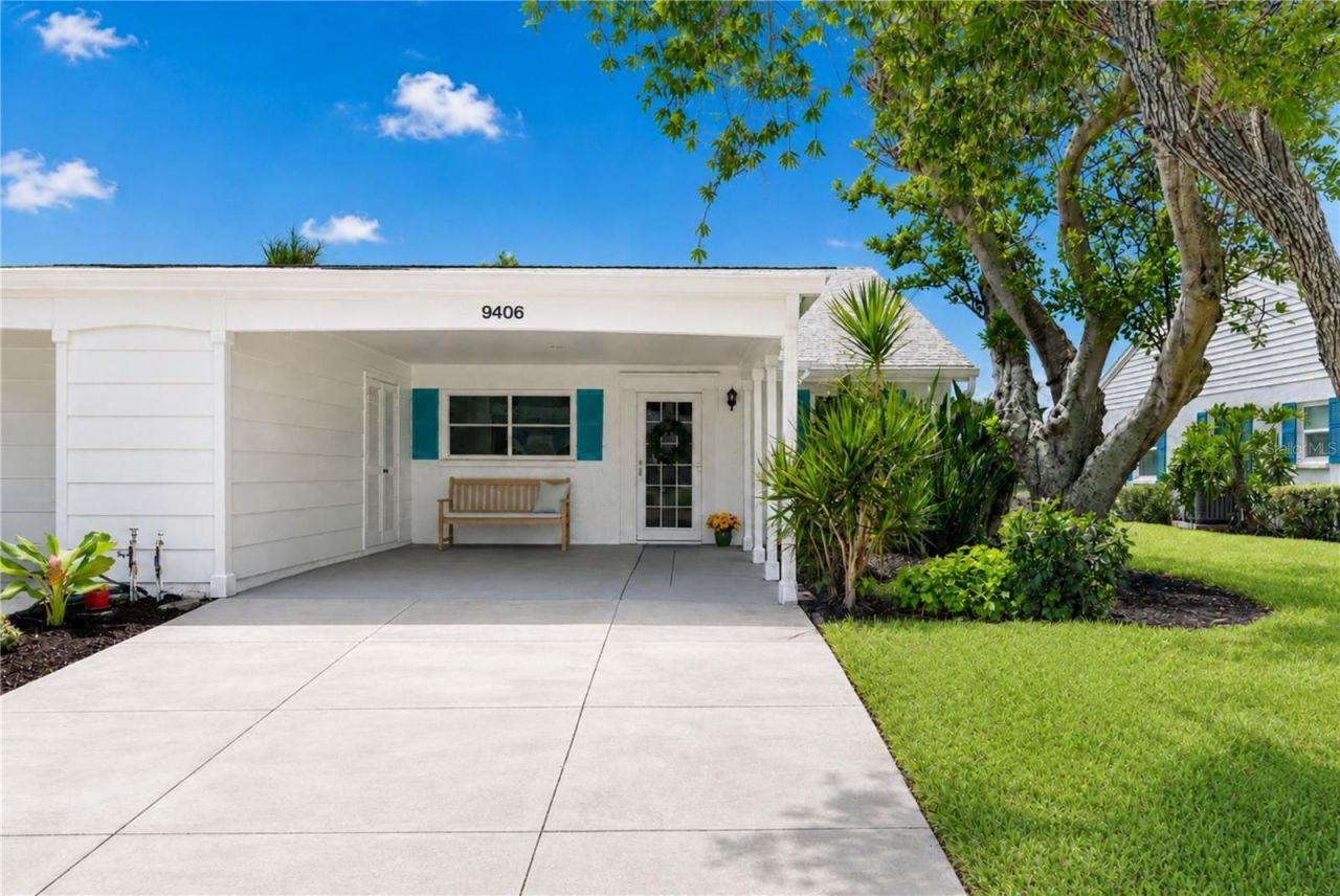 9406 Andover Circle , Bradenton, FL 34210 Photo