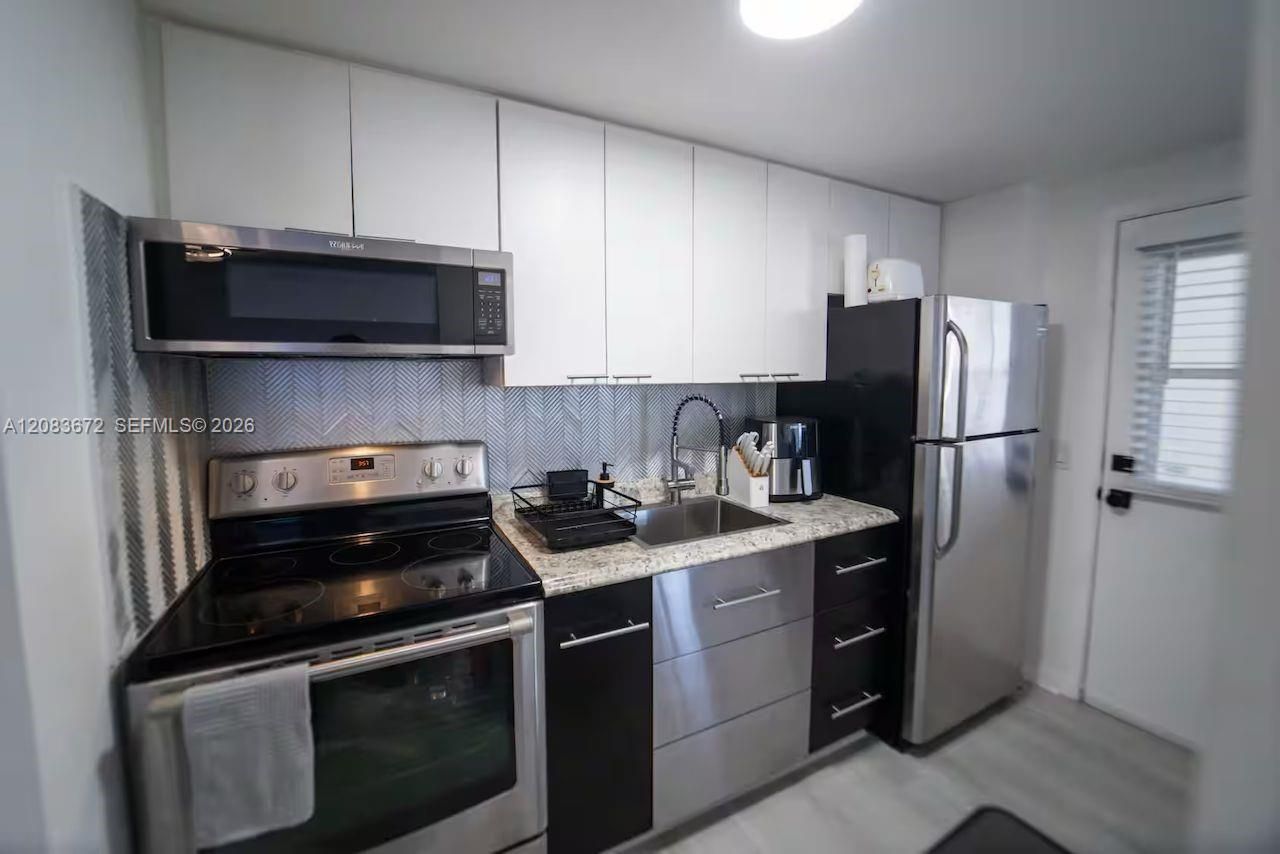 7904 West Dr, Unit 1016, North Bay Village, FL 33141 Photo