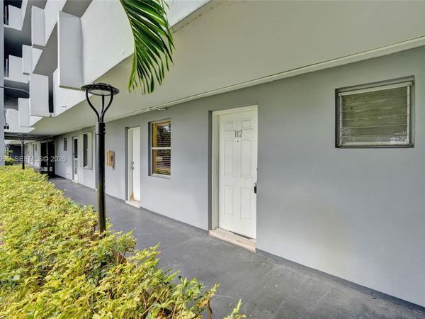 1601 NE 191 ST , Unit B112, Miami, FL 33179