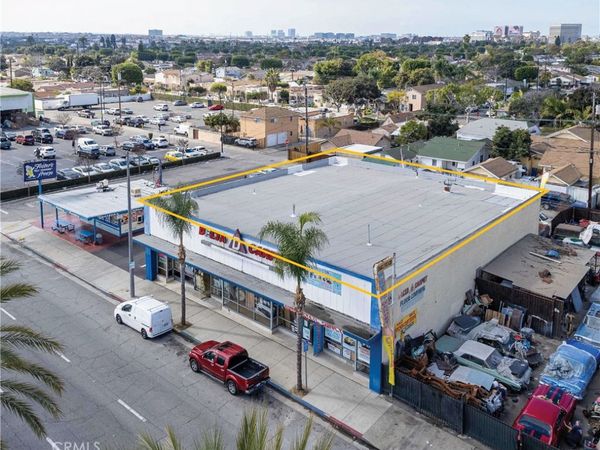 979 S La Brea Avenue, Inglewood, CA 90301