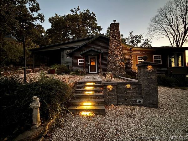 27 Rock Hill Drive , Sunrise Beach, MO 65079