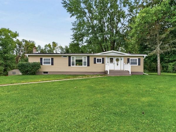 7213 Tilton Road , Bloomfield, NY 14469